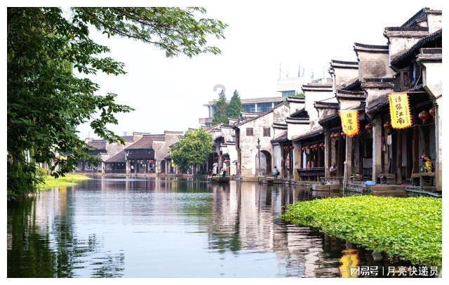 为获得免费“年货”，他们对车上的猪肋排动起了歪脑筋......